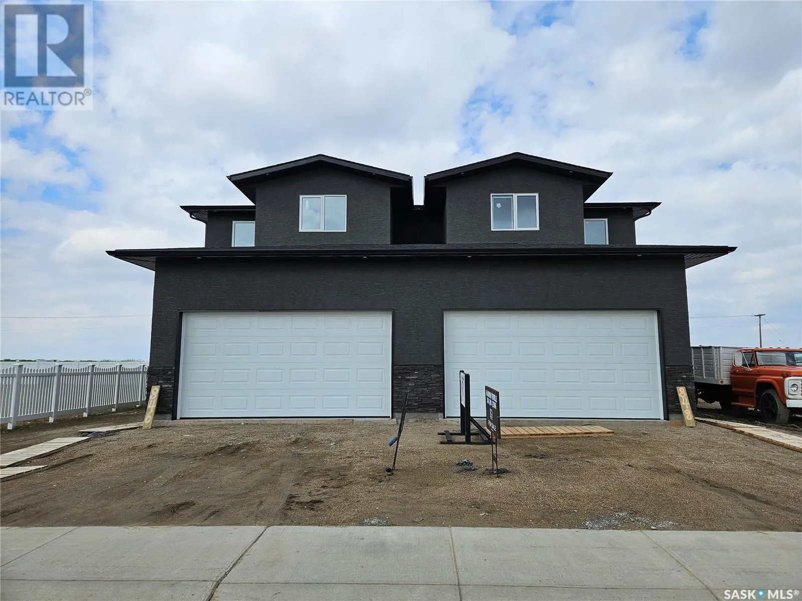 846 Delaet BAY
