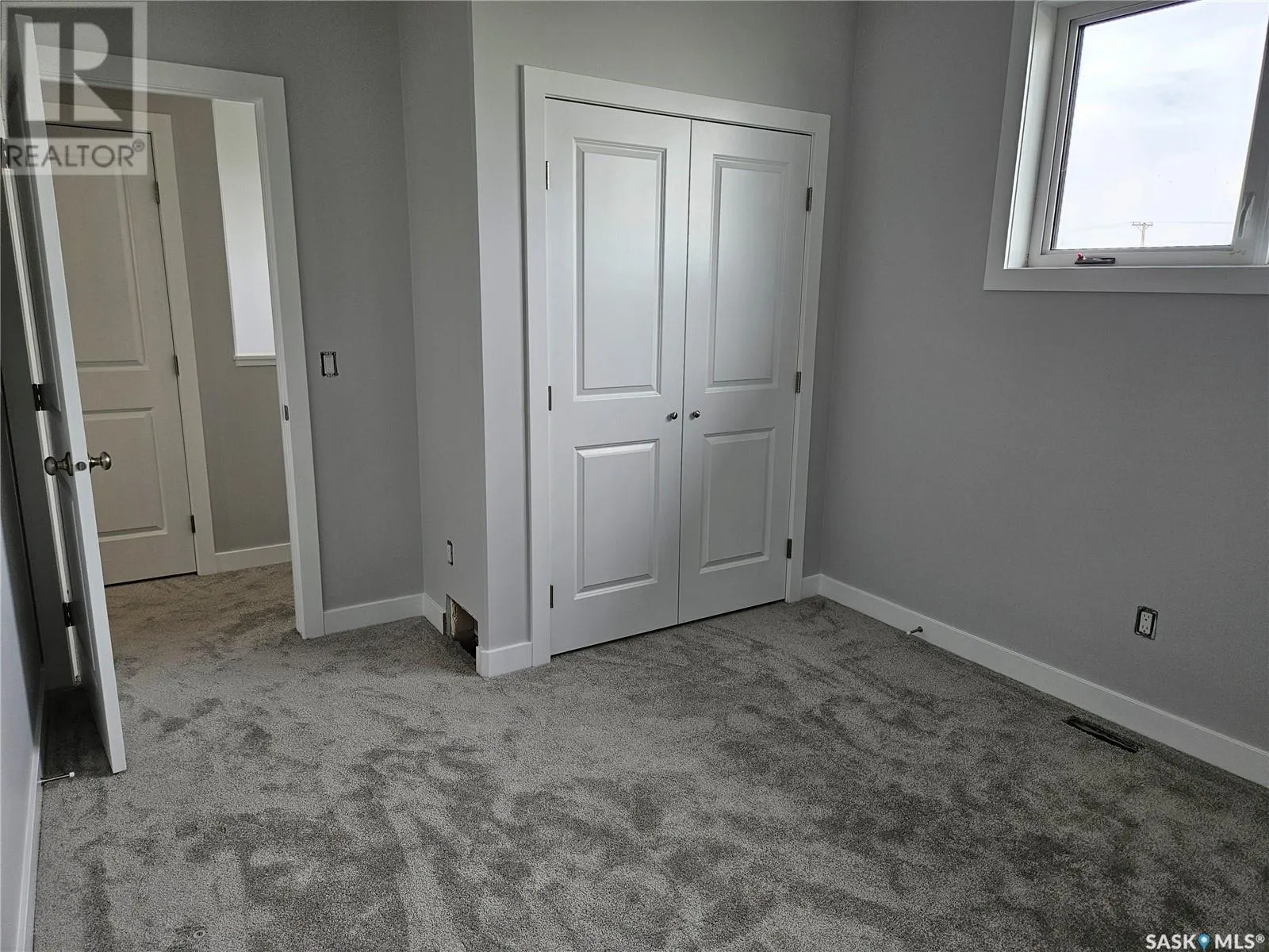 846 Delaet BAY