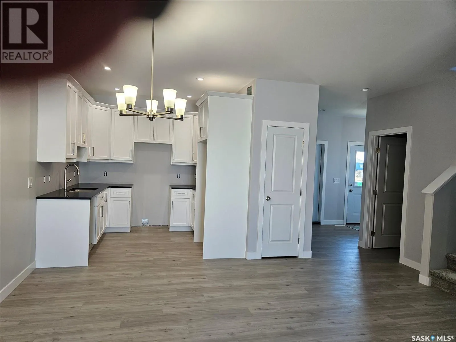 846 Delaet BAY