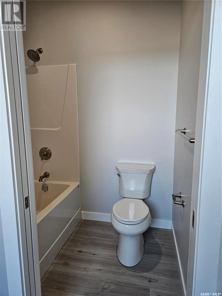 846 Delaet BAY