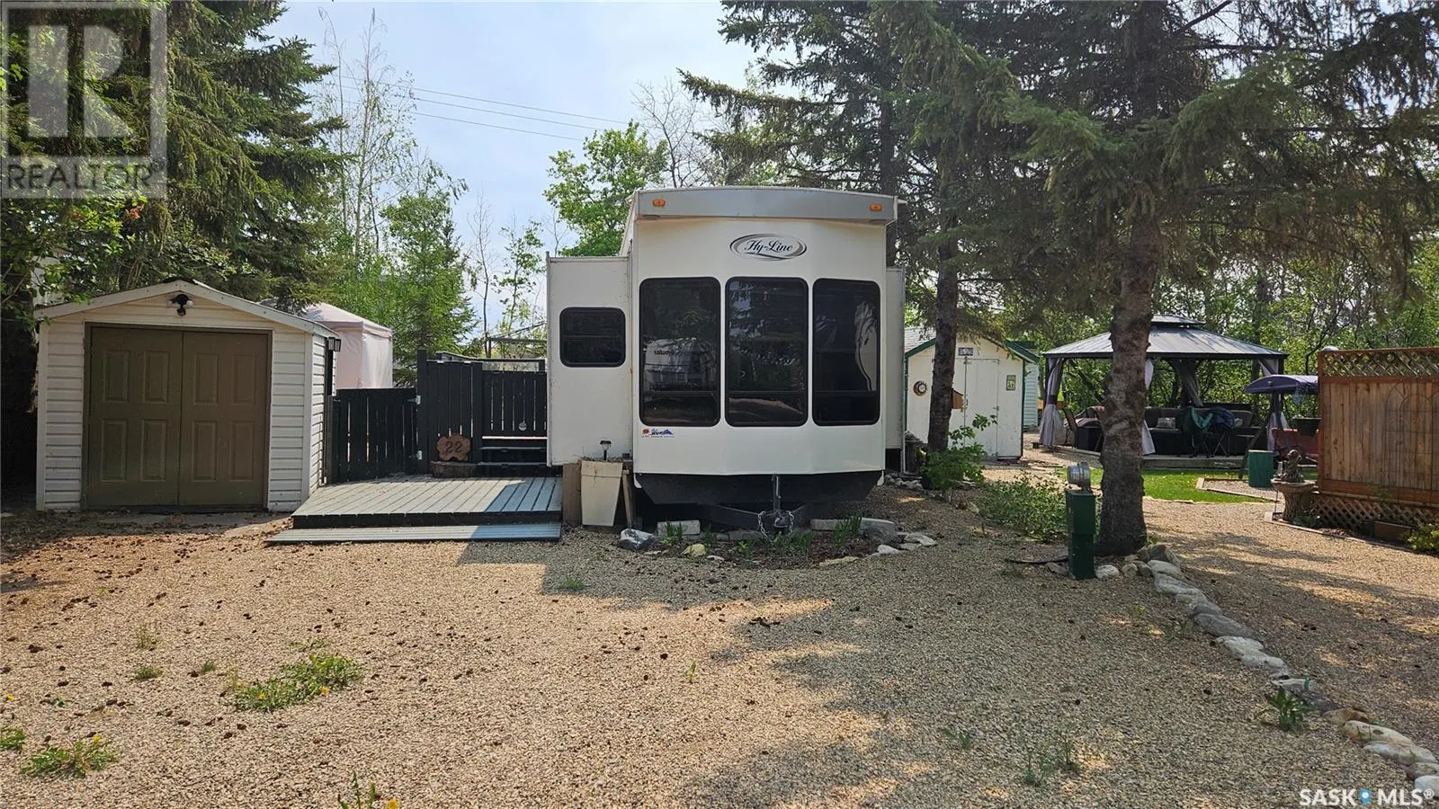22 Poplar BEACH