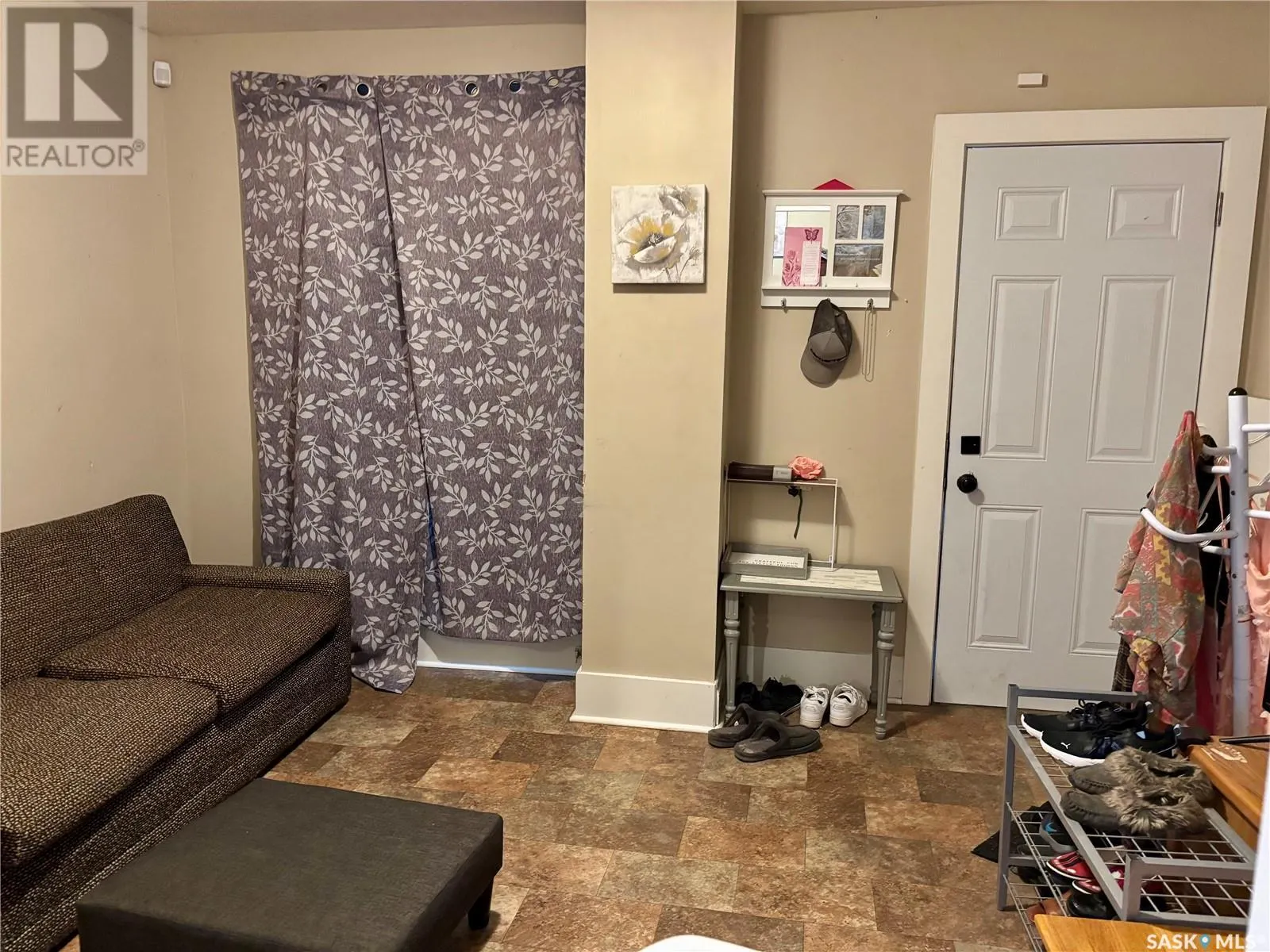 307 15th STREET W