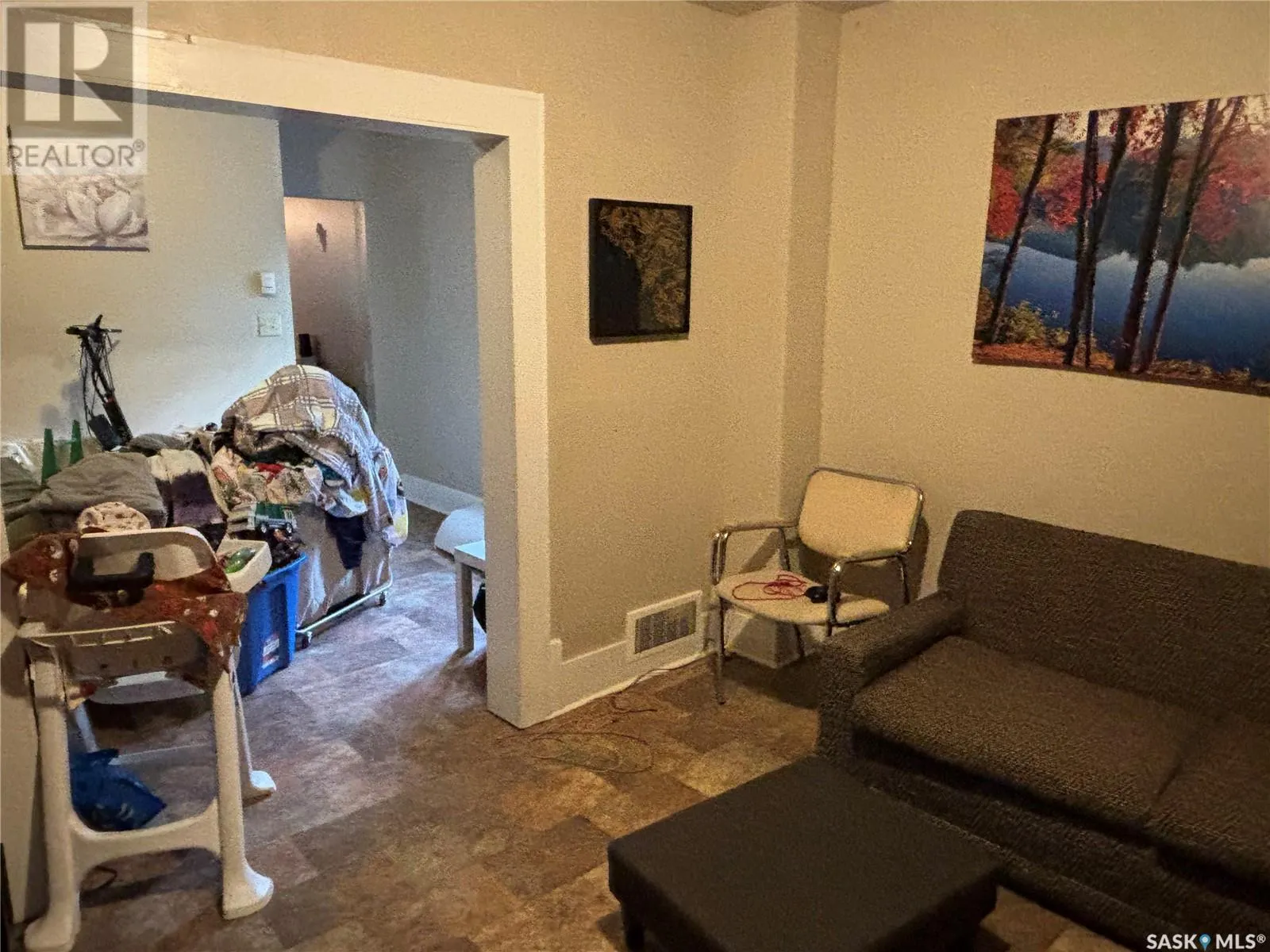 307 15th STREET W