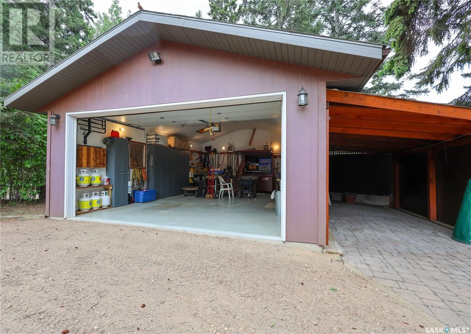 224 Kingfisher DRIVE