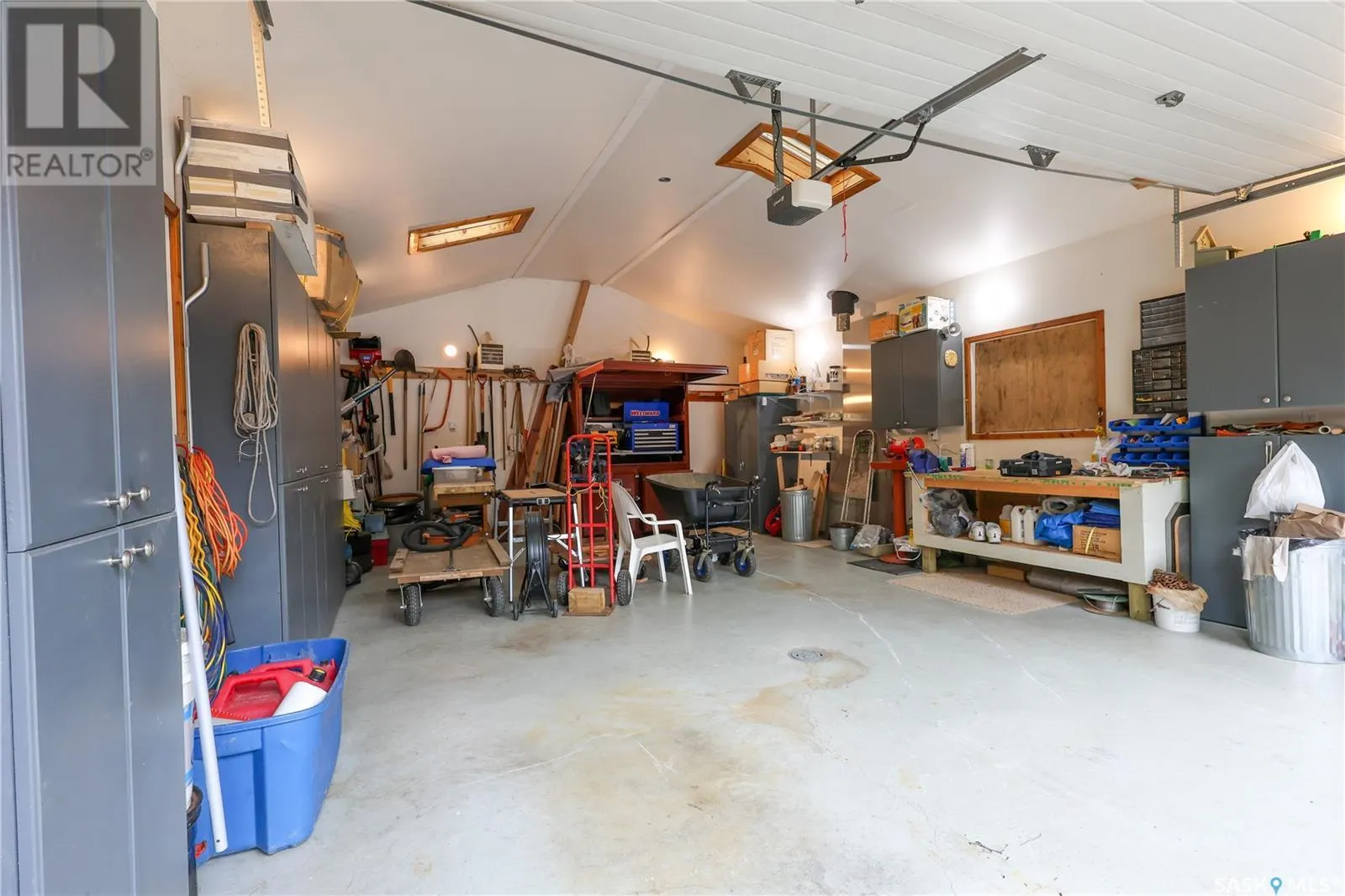 224 Kingfisher DRIVE