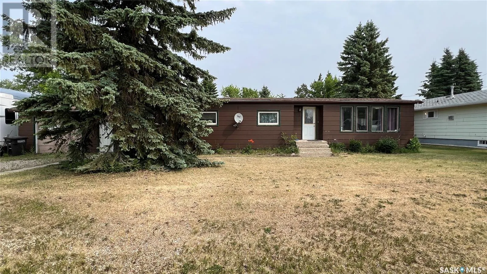 404 3rd STREET N