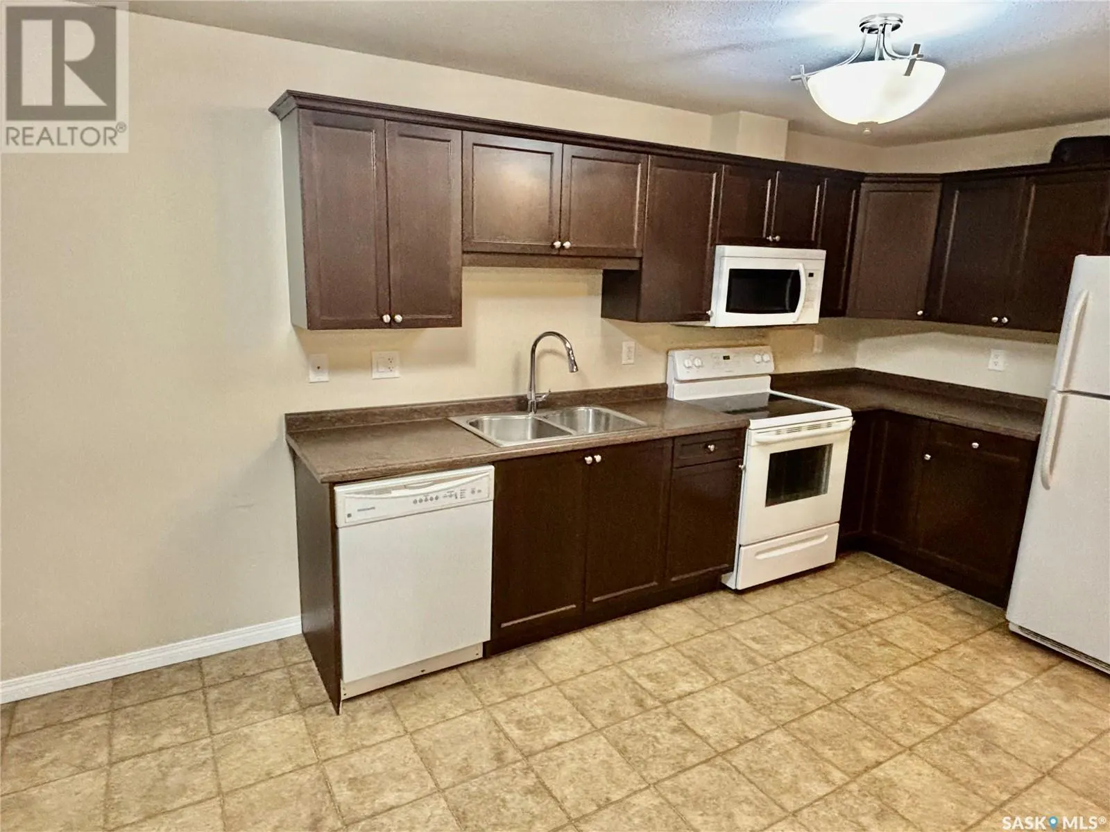 6202 112 Willis CRESCENT