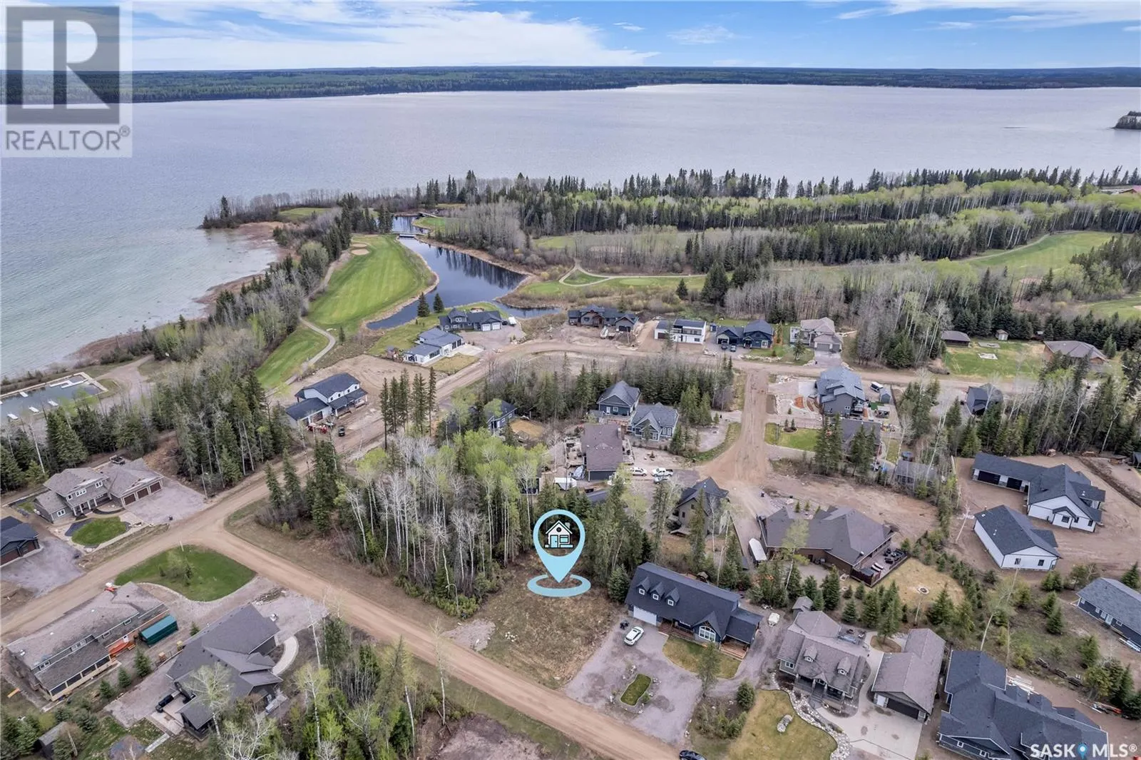 16 Fairway DRIVE