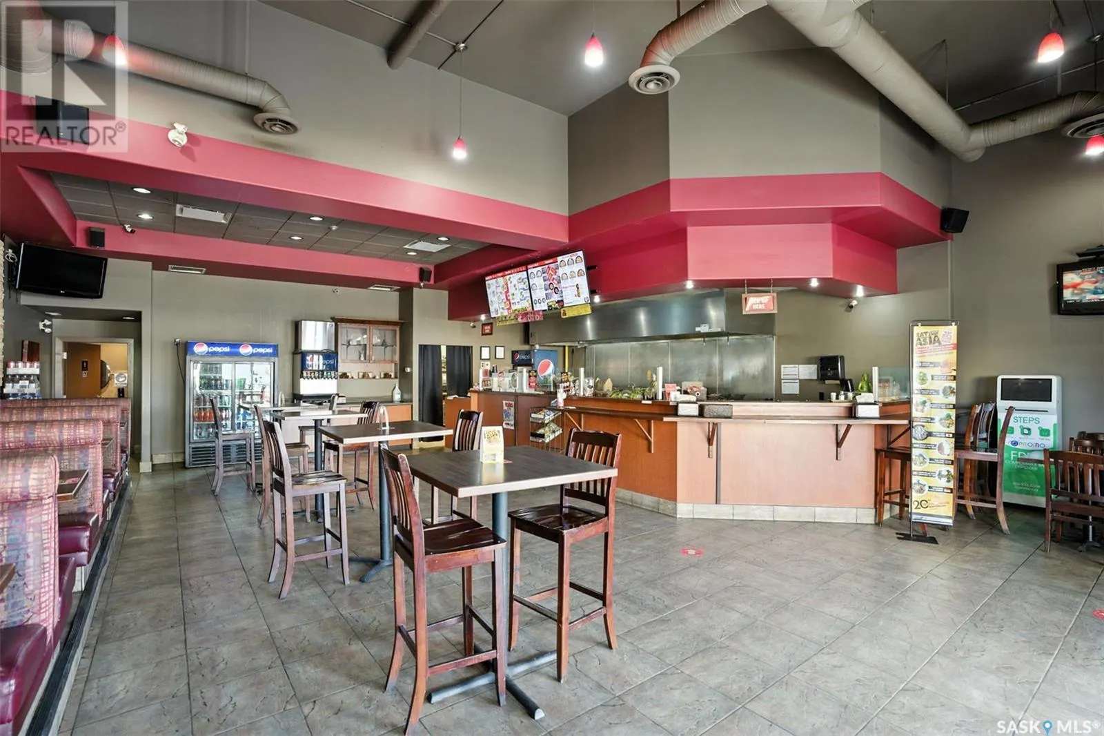 120 3055 Clarence AVENUE S