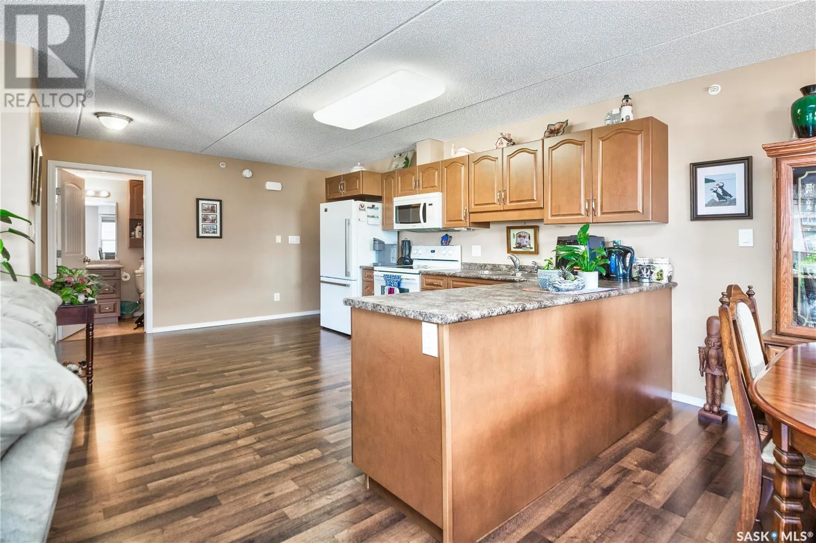 304 2781 Woodbridge DRIVE