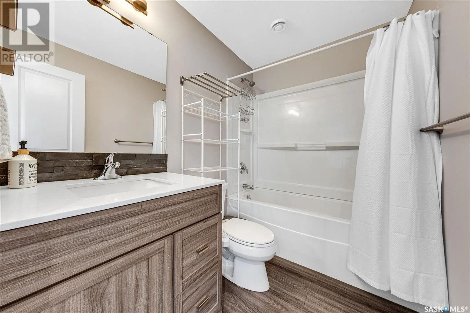 1456 Cassat DRIVE