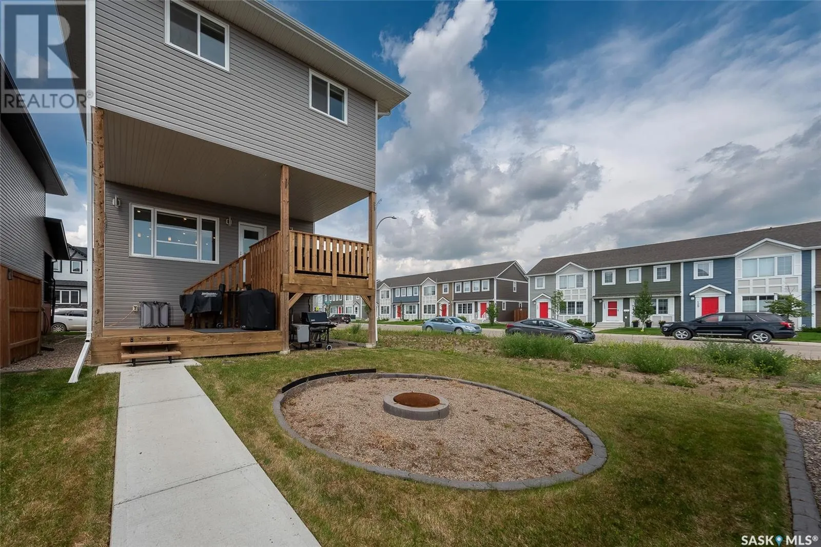 1456 Cassat DRIVE