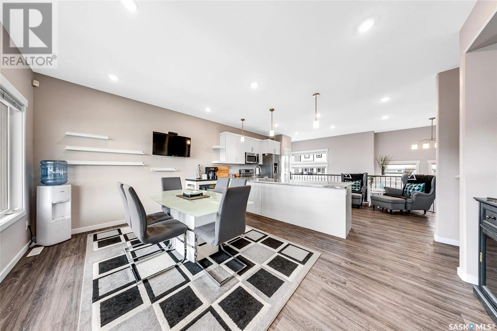 1456 Cassat DRIVE