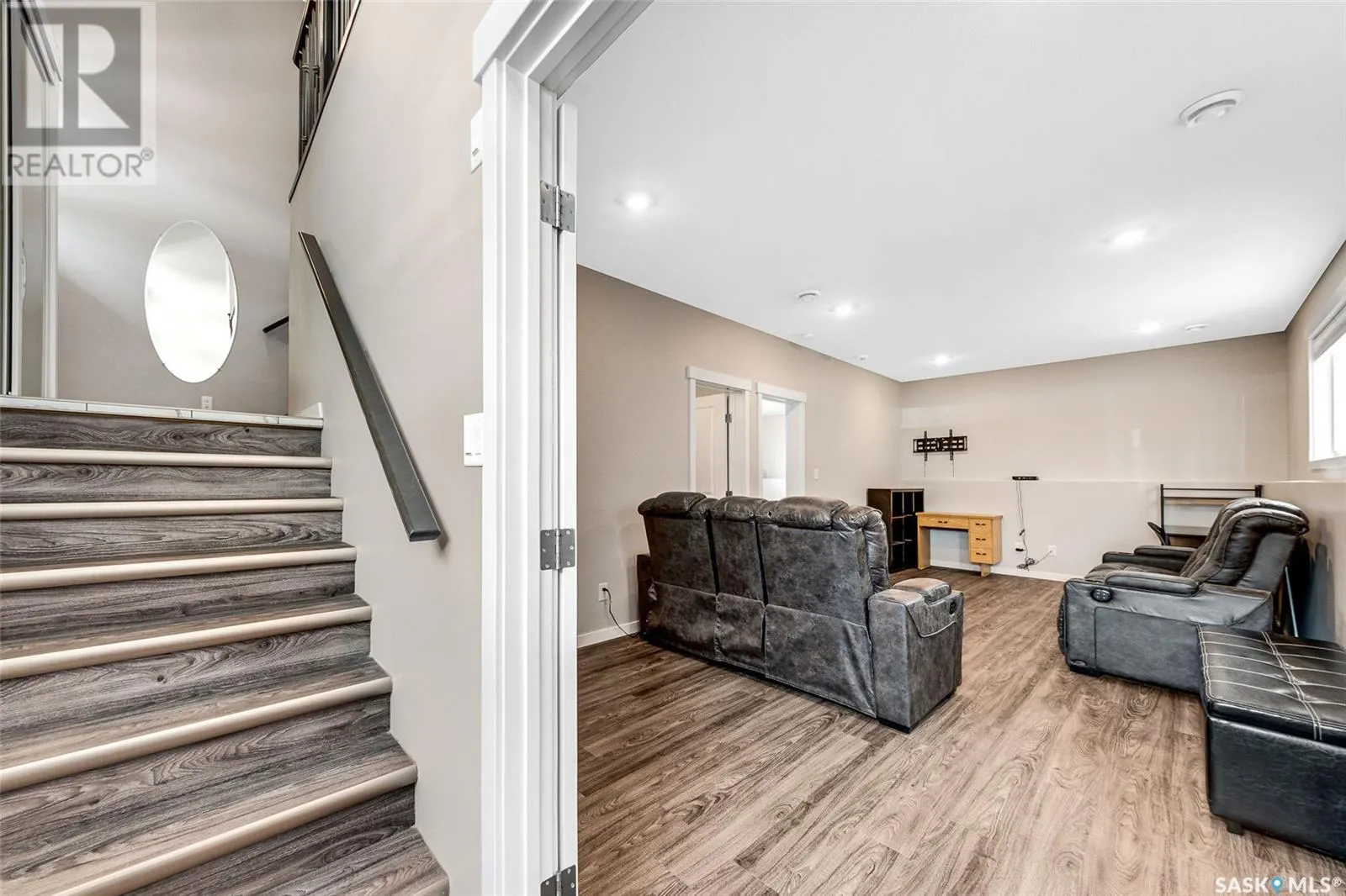 1456 Cassat DRIVE