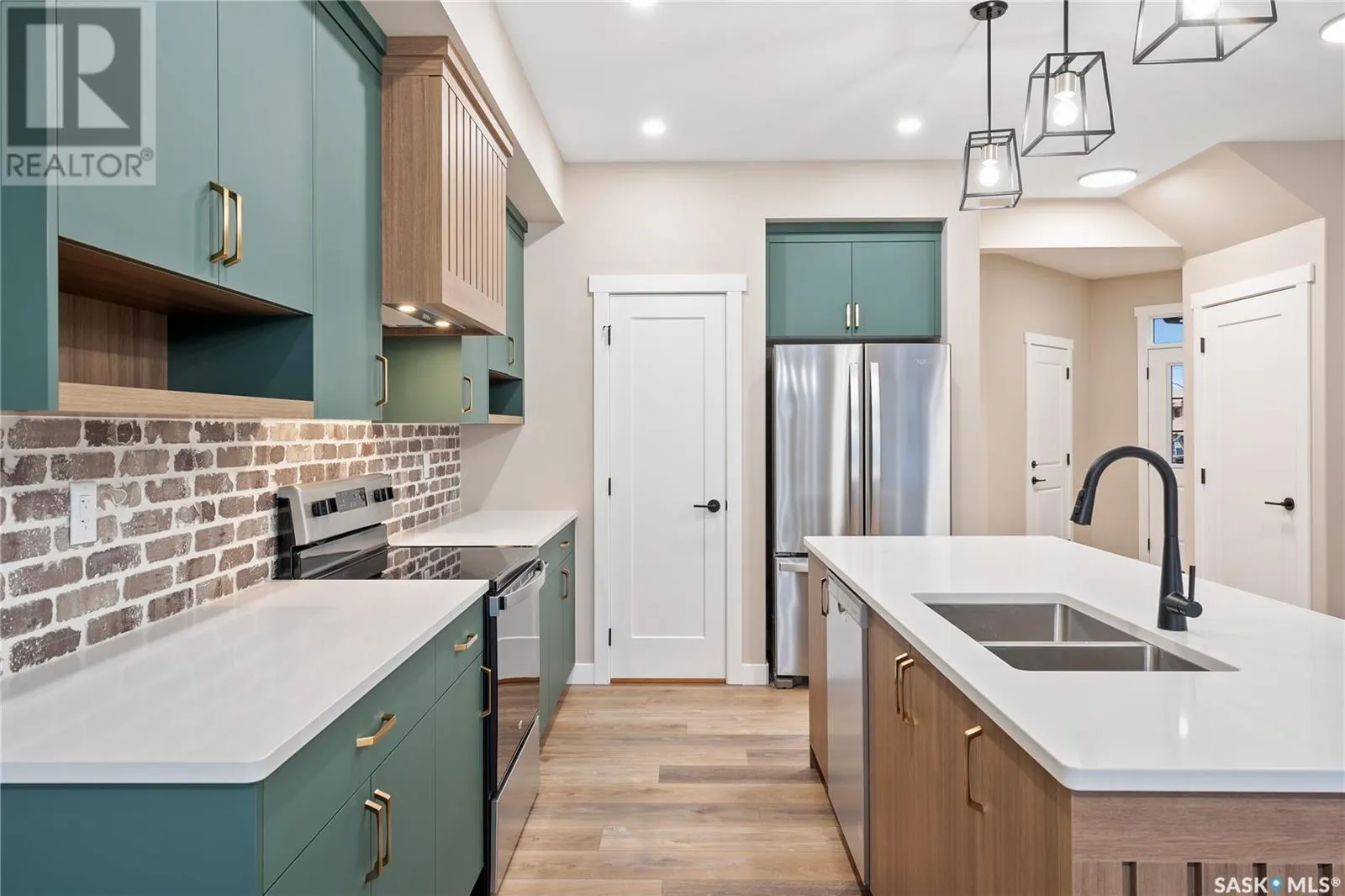 262 Nazarali COVE