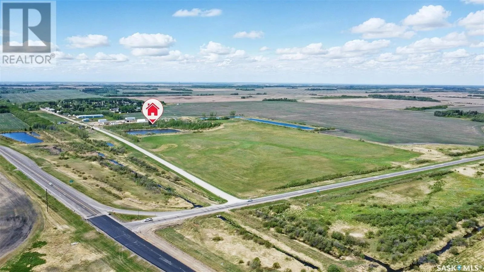 Christian Acreage 304 Railway AVENUE
