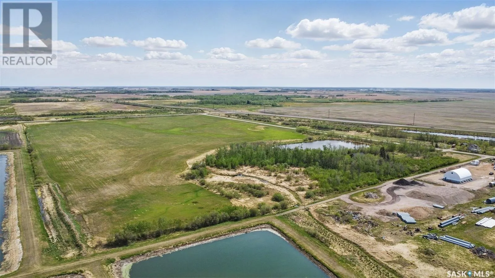 Christian Acreage 304 Railway AVENUE