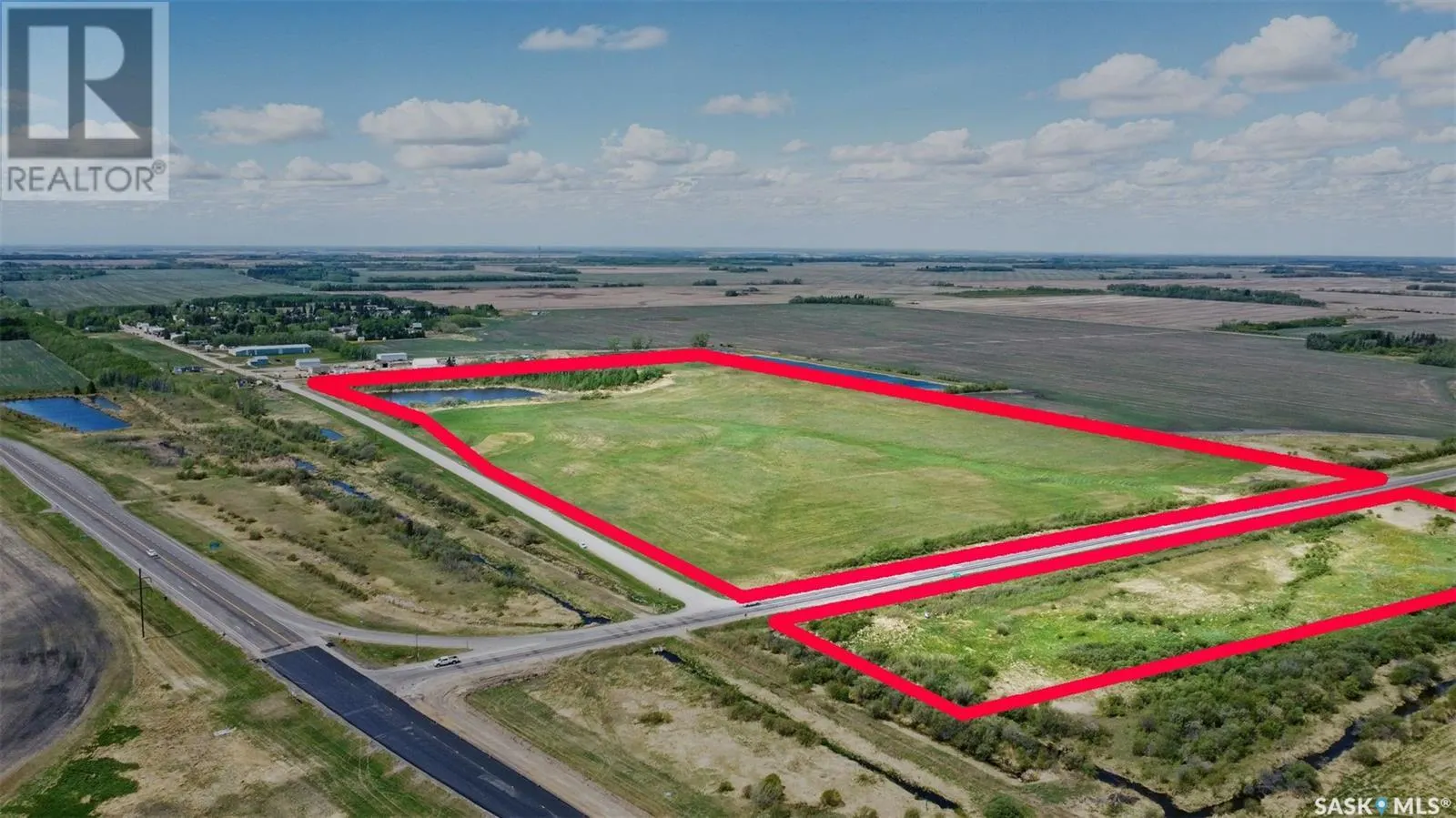 Christian Acreage 304 Railway AVENUE