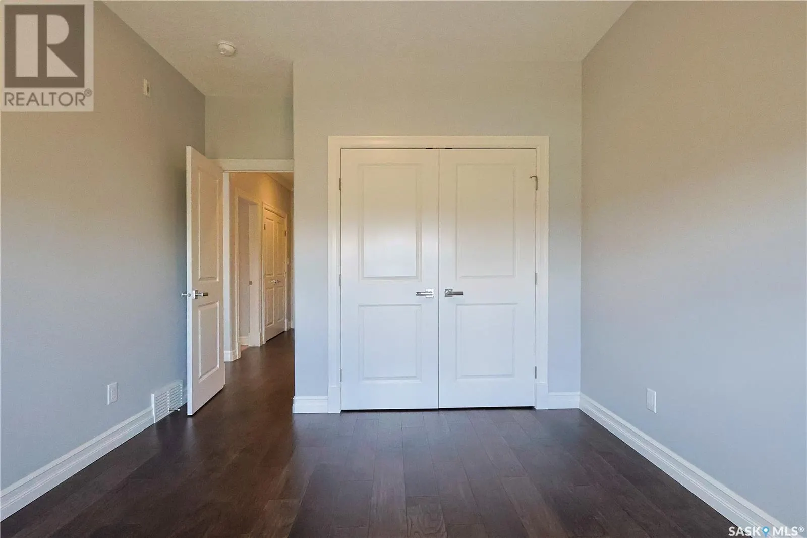 308 2800 Lakeview DRIVE