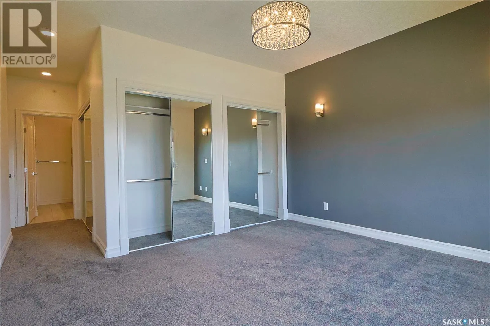 308 2800 Lakeview DRIVE