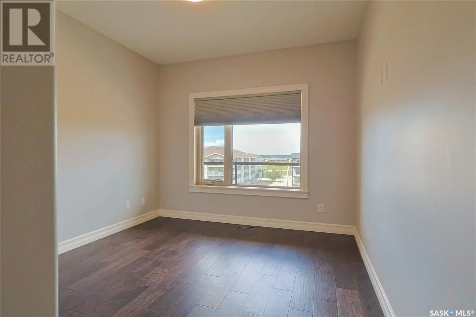 308 2800 Lakeview DRIVE