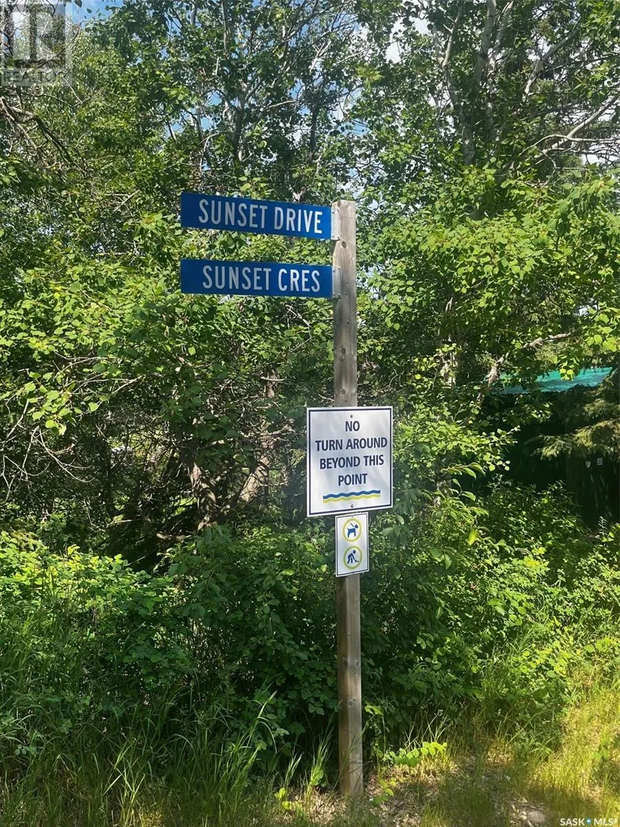 11 Sunset DRIVE