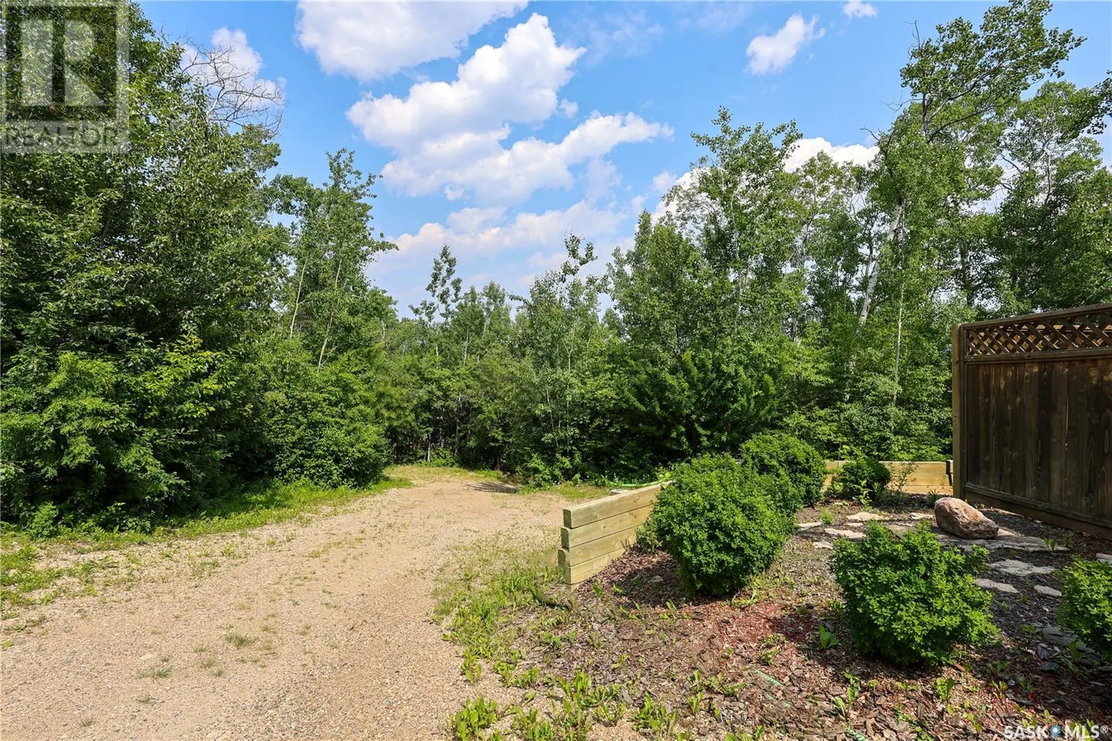 33 Carwin Park DRIVE