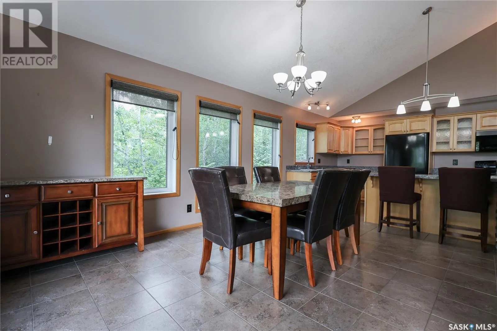 33 Carwin Park DRIVE