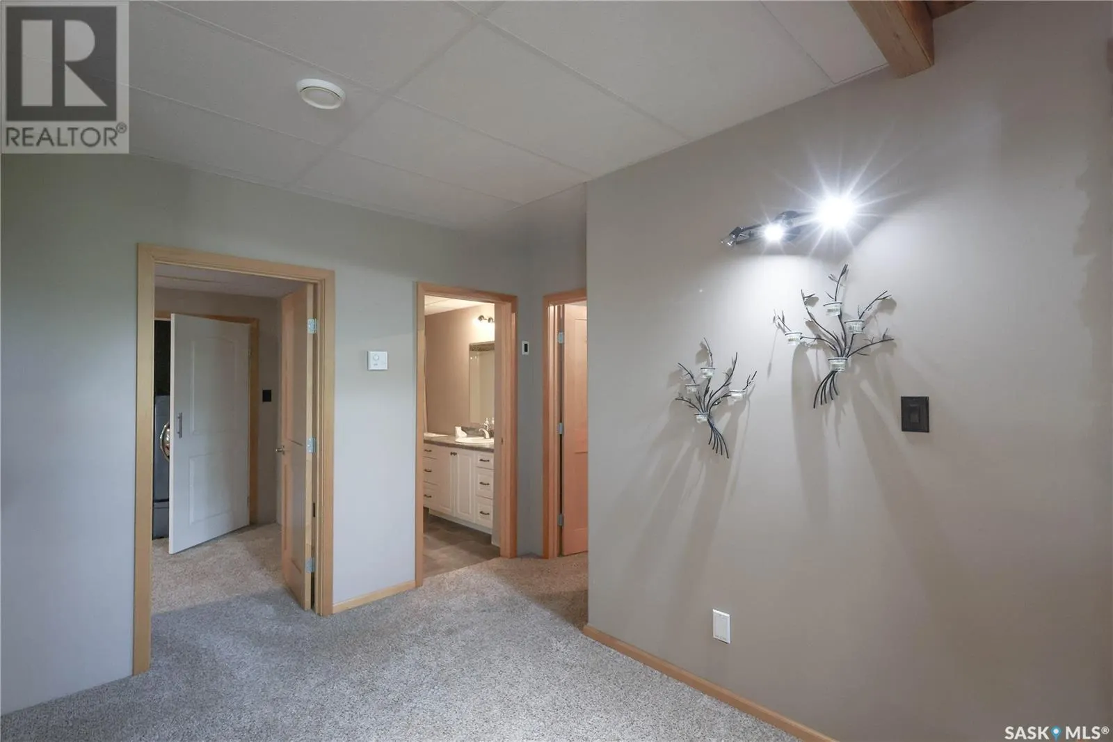 33 Carwin Park DRIVE