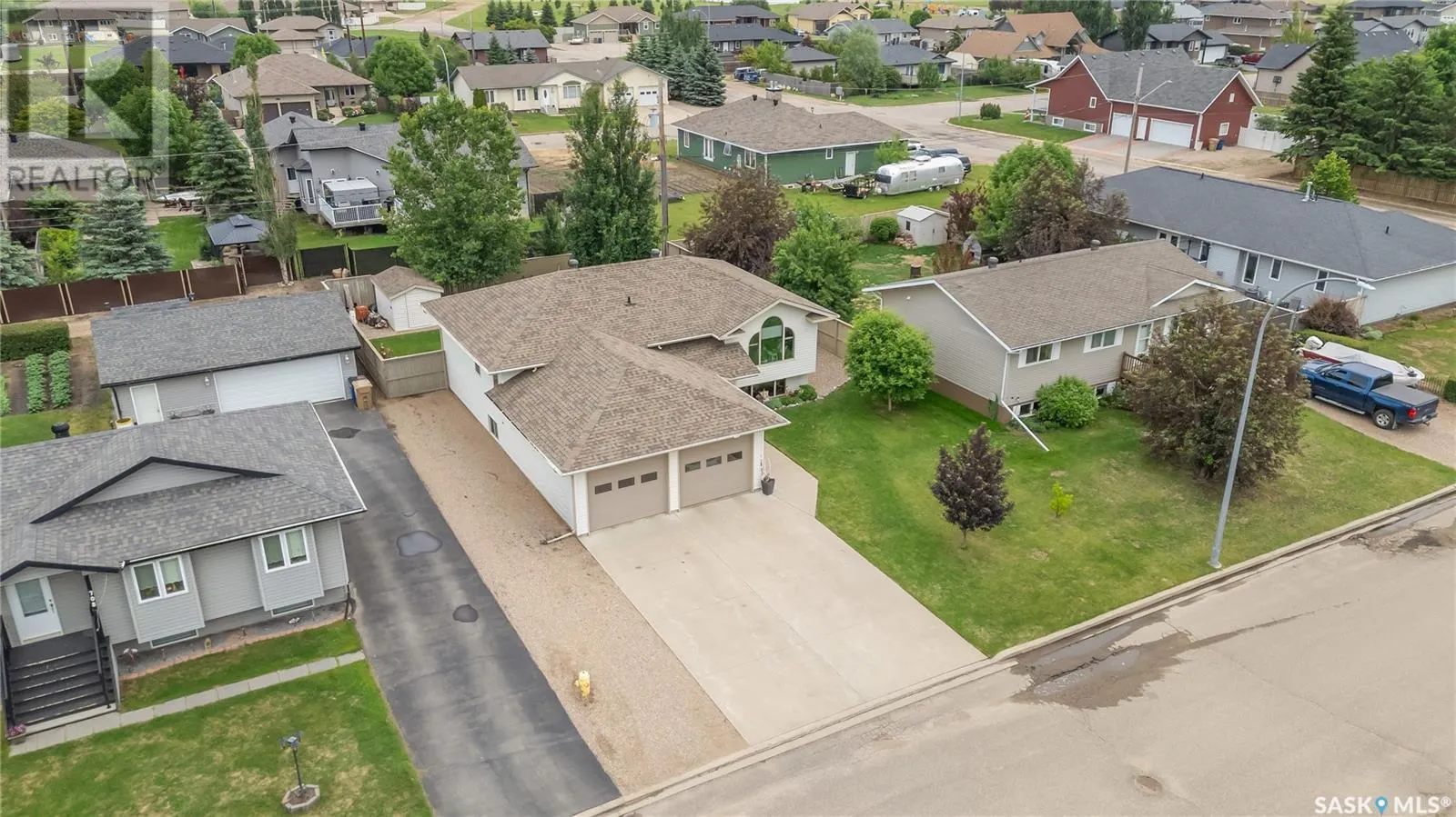 706 Cardinal COURT