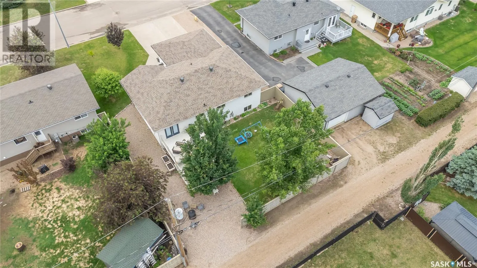 706 Cardinal COURT