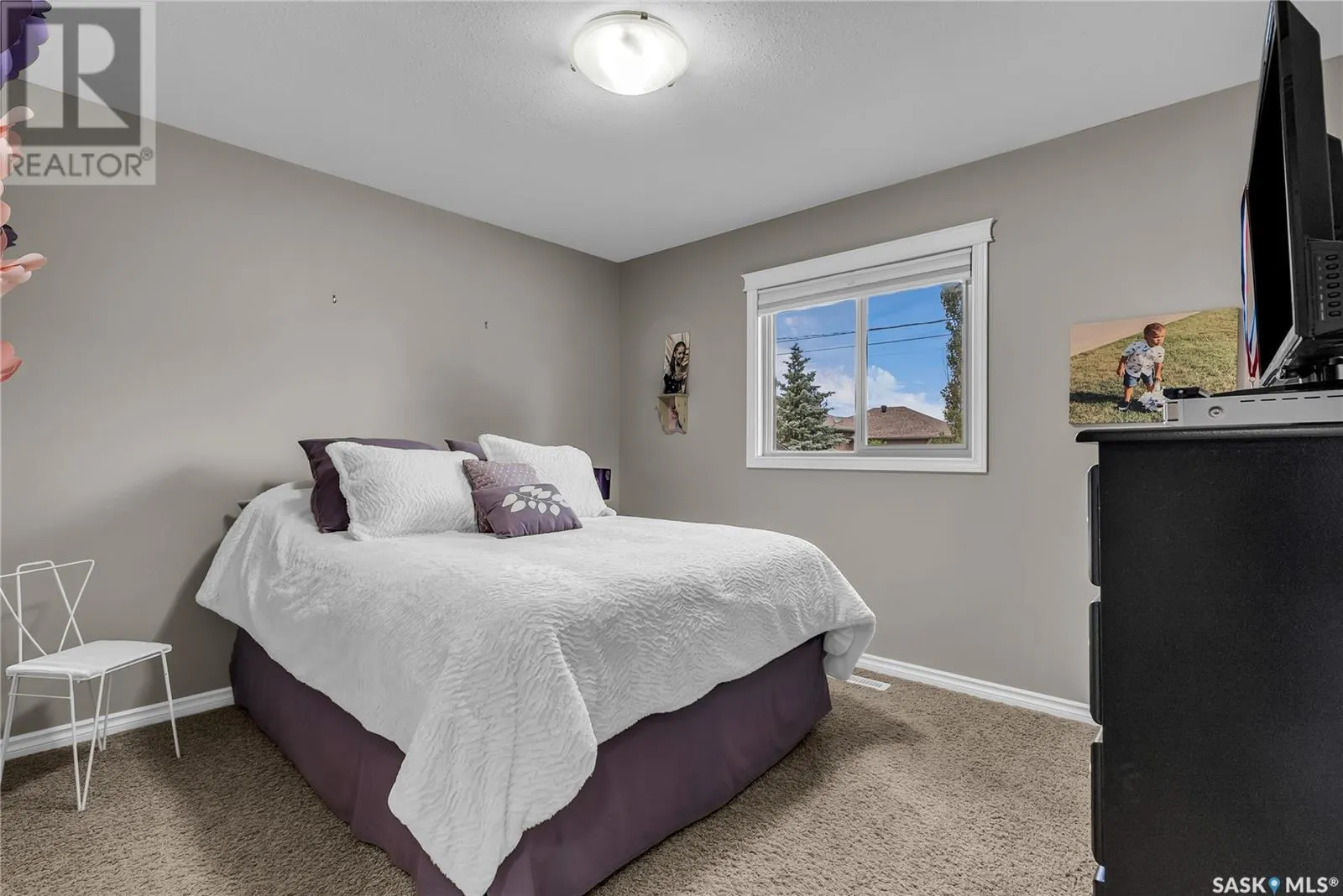 706 Cardinal COURT