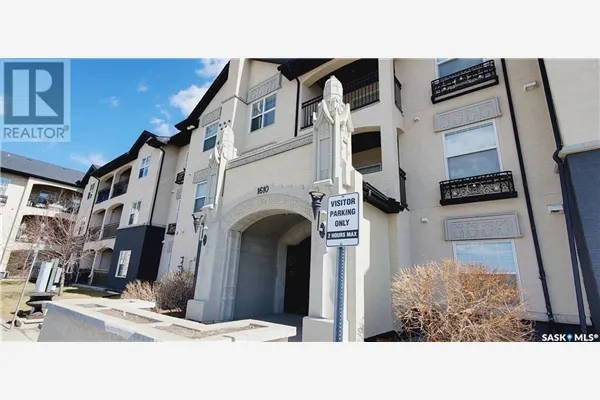 220 1610 Dakota DRIVE