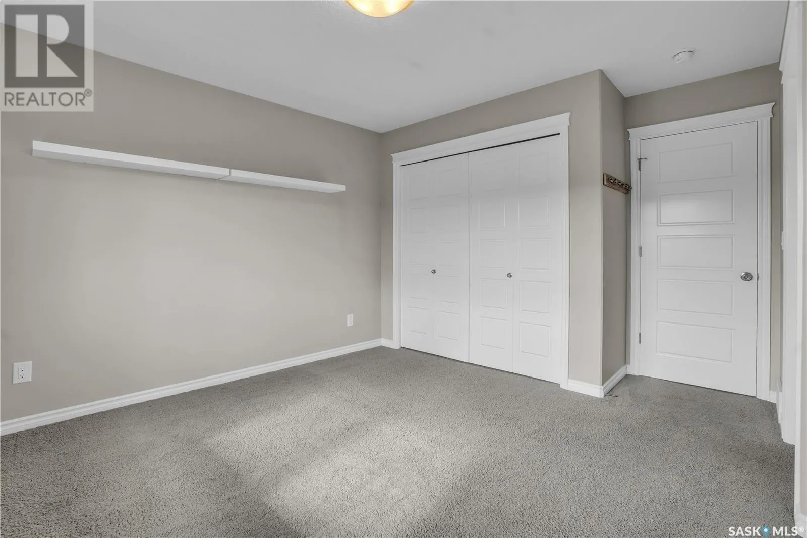 39 115 Veltkamp CRESCENT