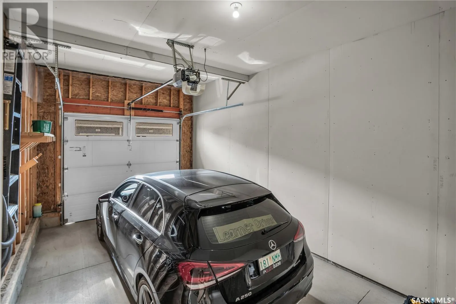 39 115 Veltkamp CRESCENT