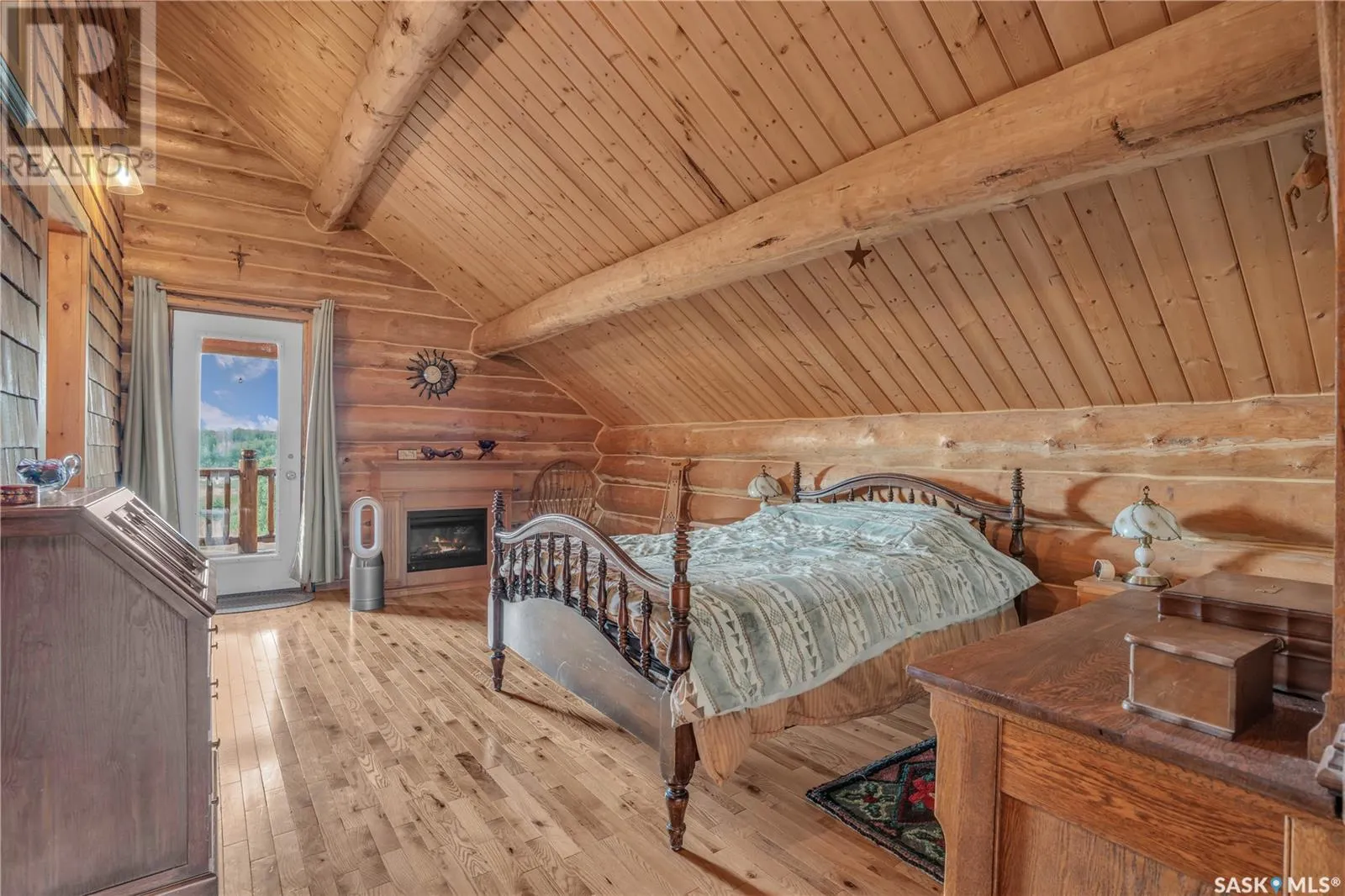 15 E. Cantin Lane (D'Amour Lake)