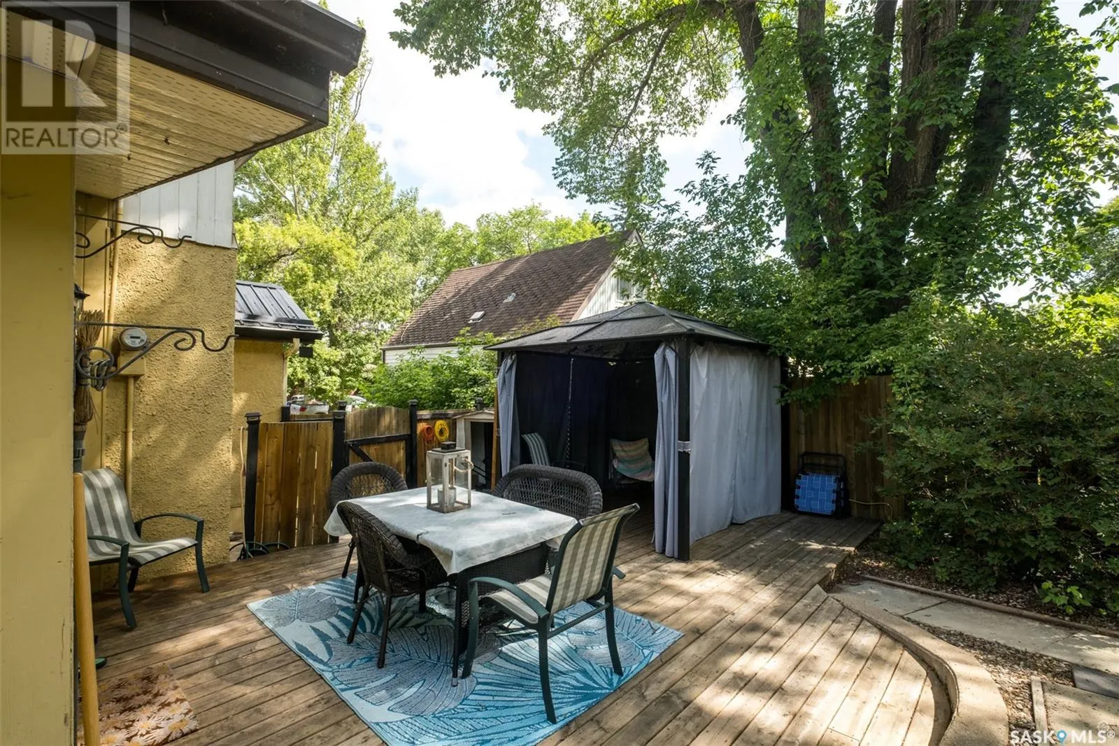 365 19th STREET W