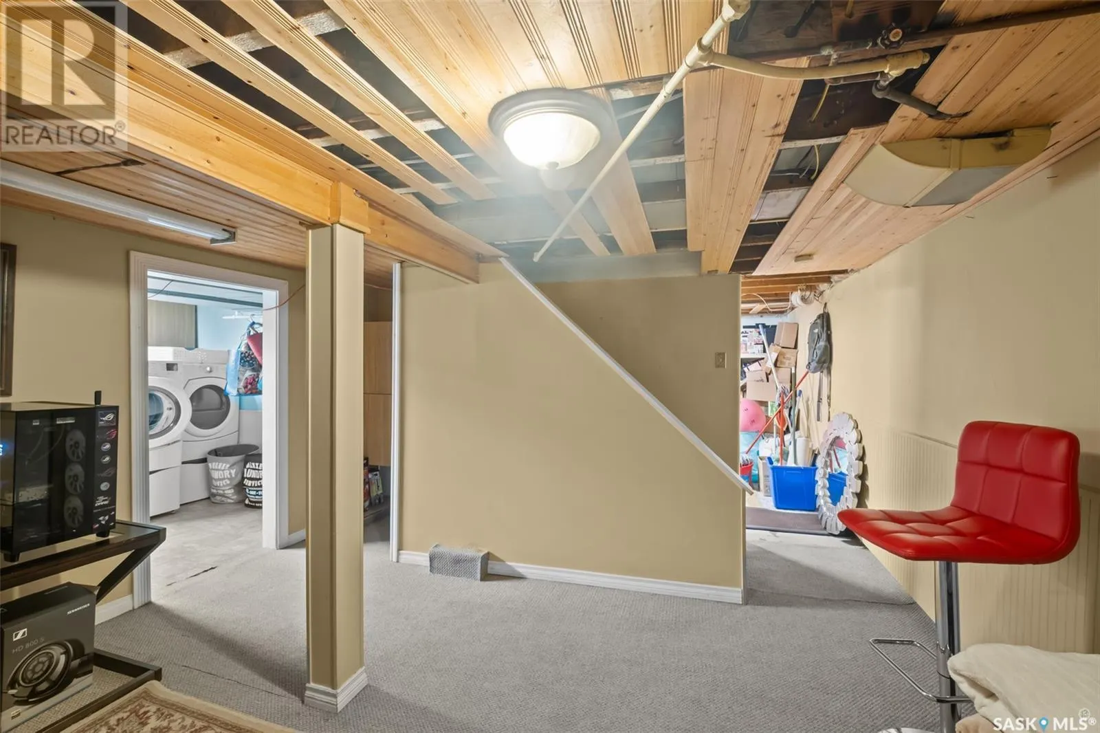 365 19th STREET W