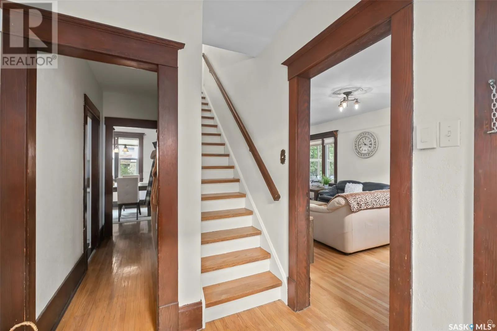 365 19th STREET W