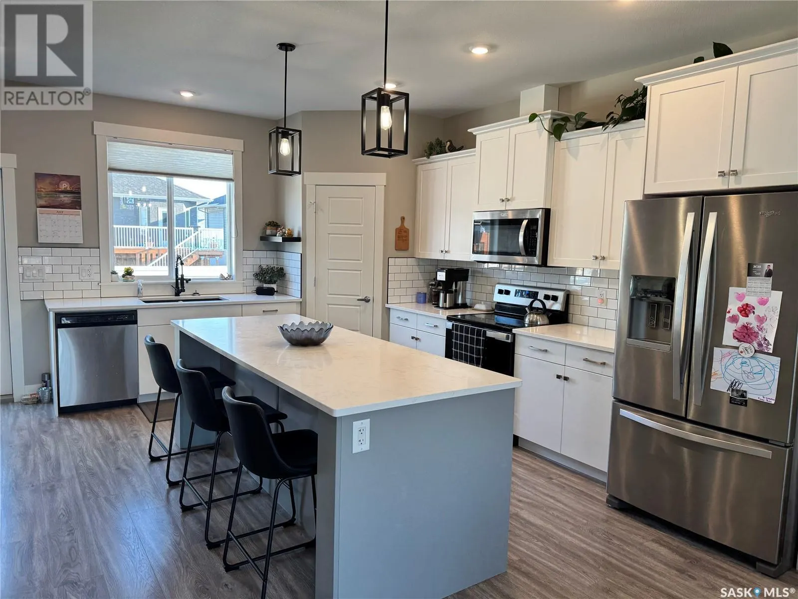 809 Weir CRESCENT