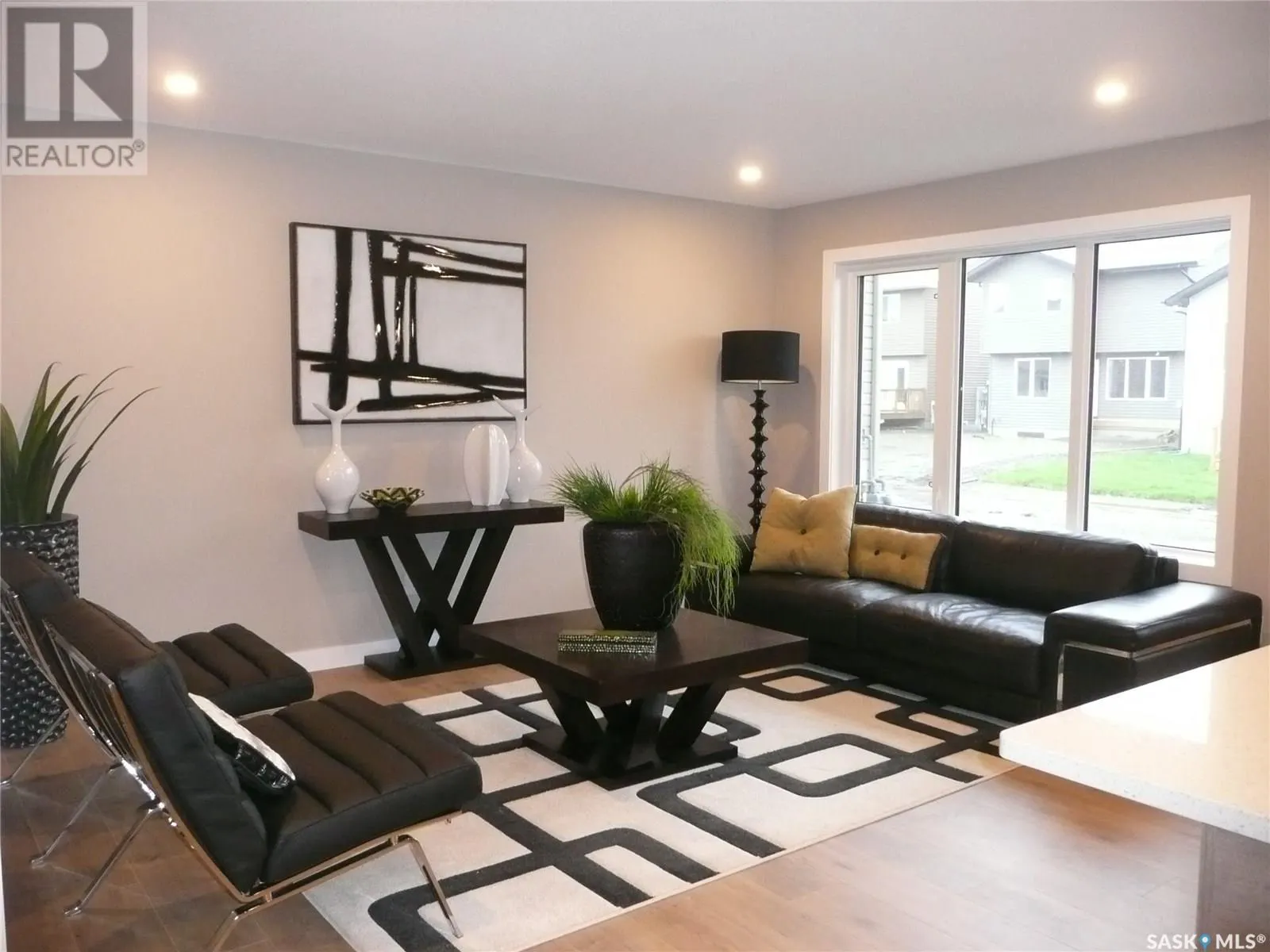 482 Doran CRESCENT