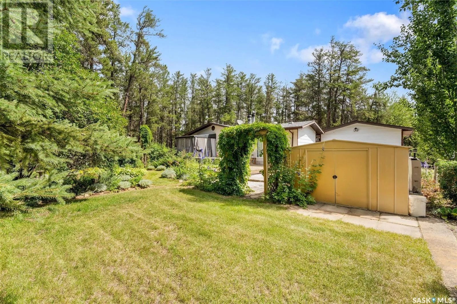 6107 Holmes DRIVE