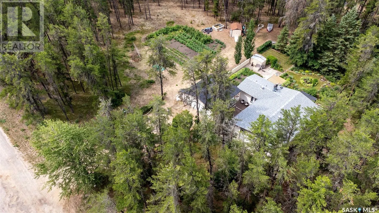 6107 Holmes DRIVE
