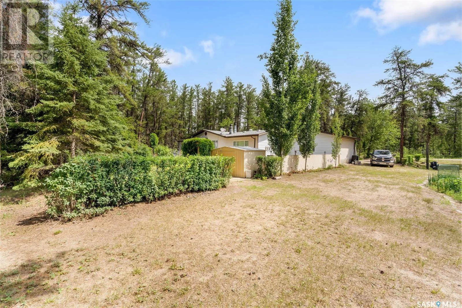 6107 Holmes DRIVE
