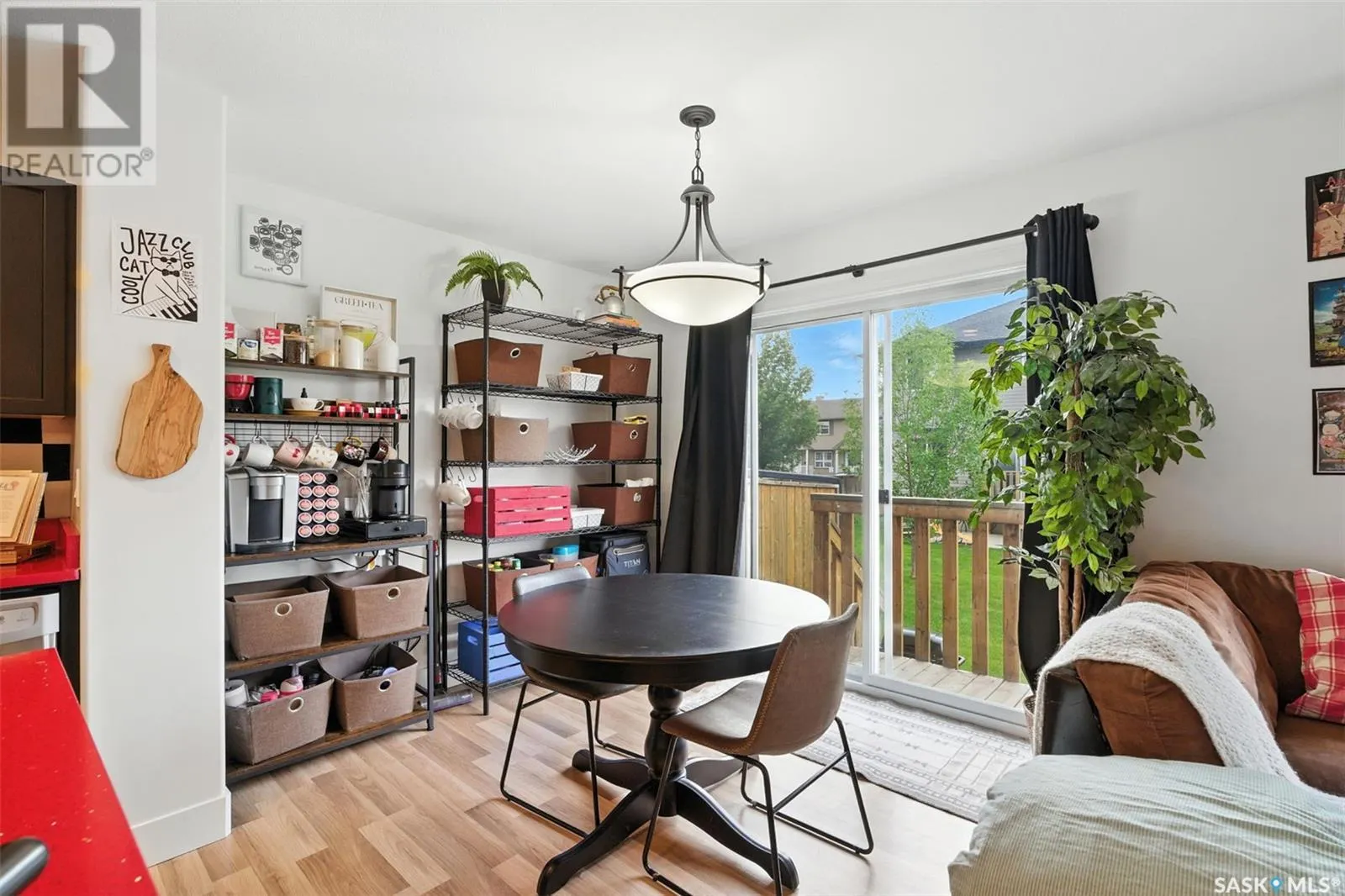 118 901 4th STREET S