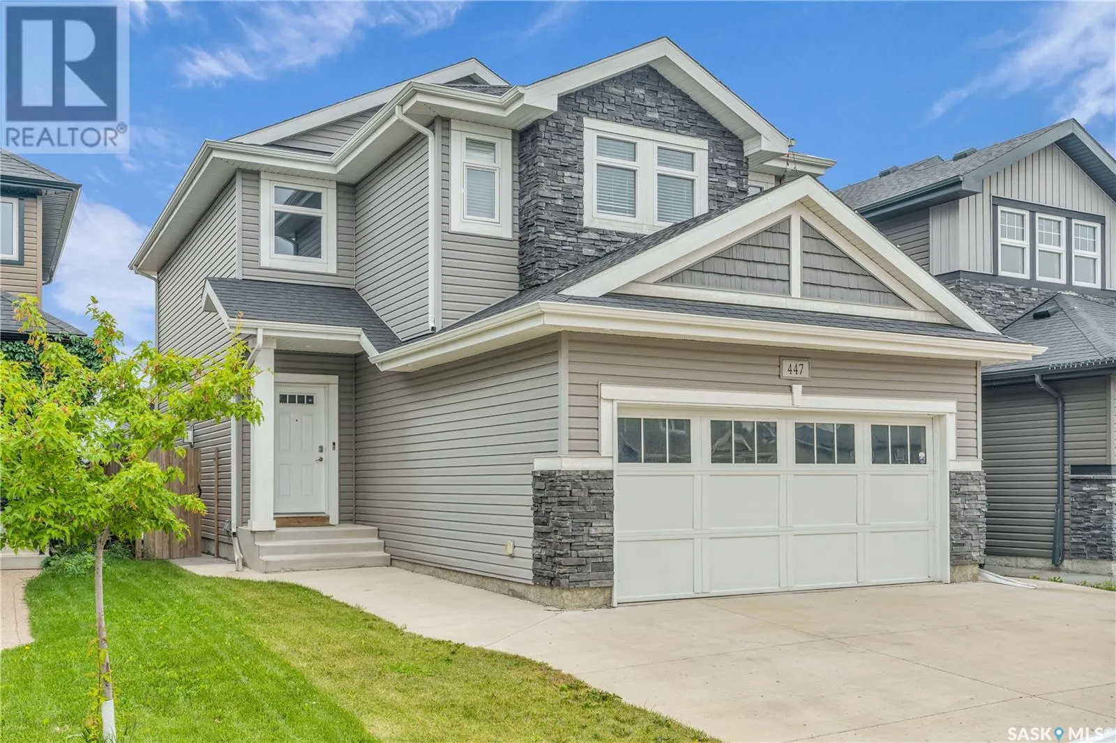 447 Veltkamp CRESCENT