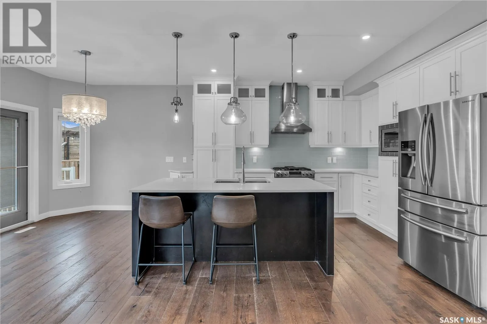 447 Veltkamp CRESCENT