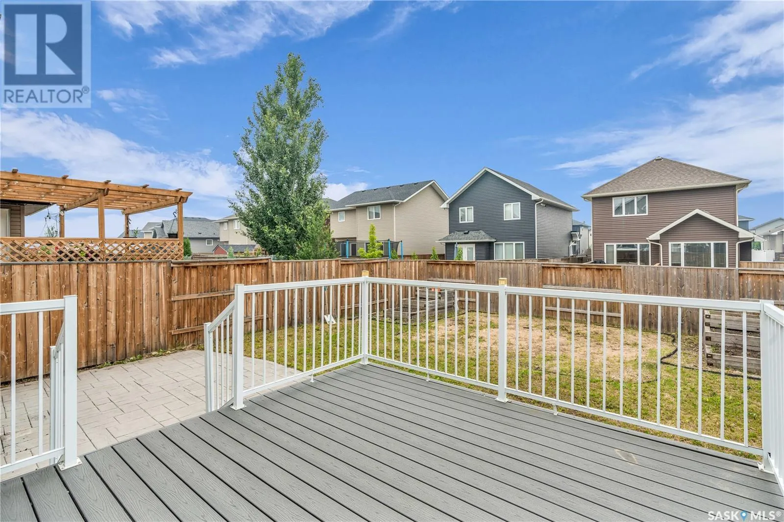 447 Veltkamp CRESCENT