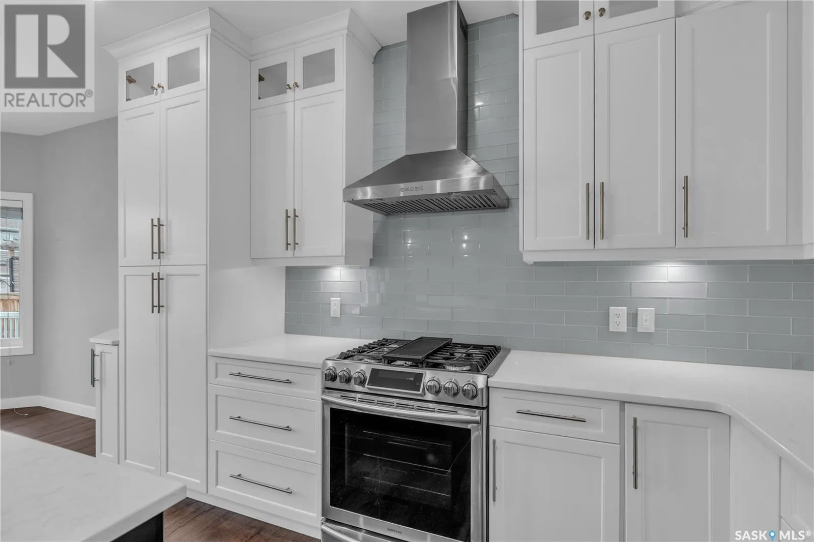 447 Veltkamp CRESCENT