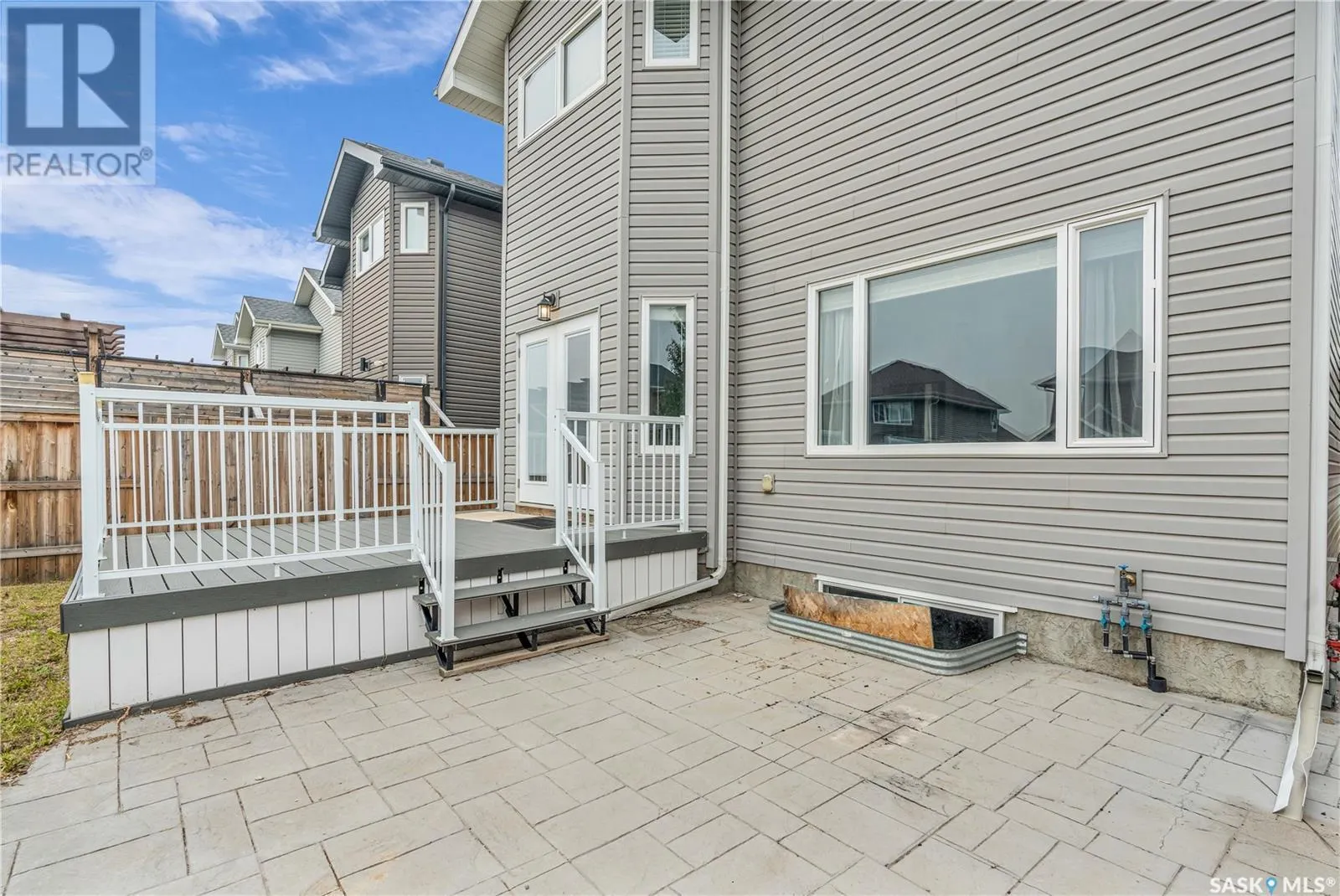 447 Veltkamp CRESCENT